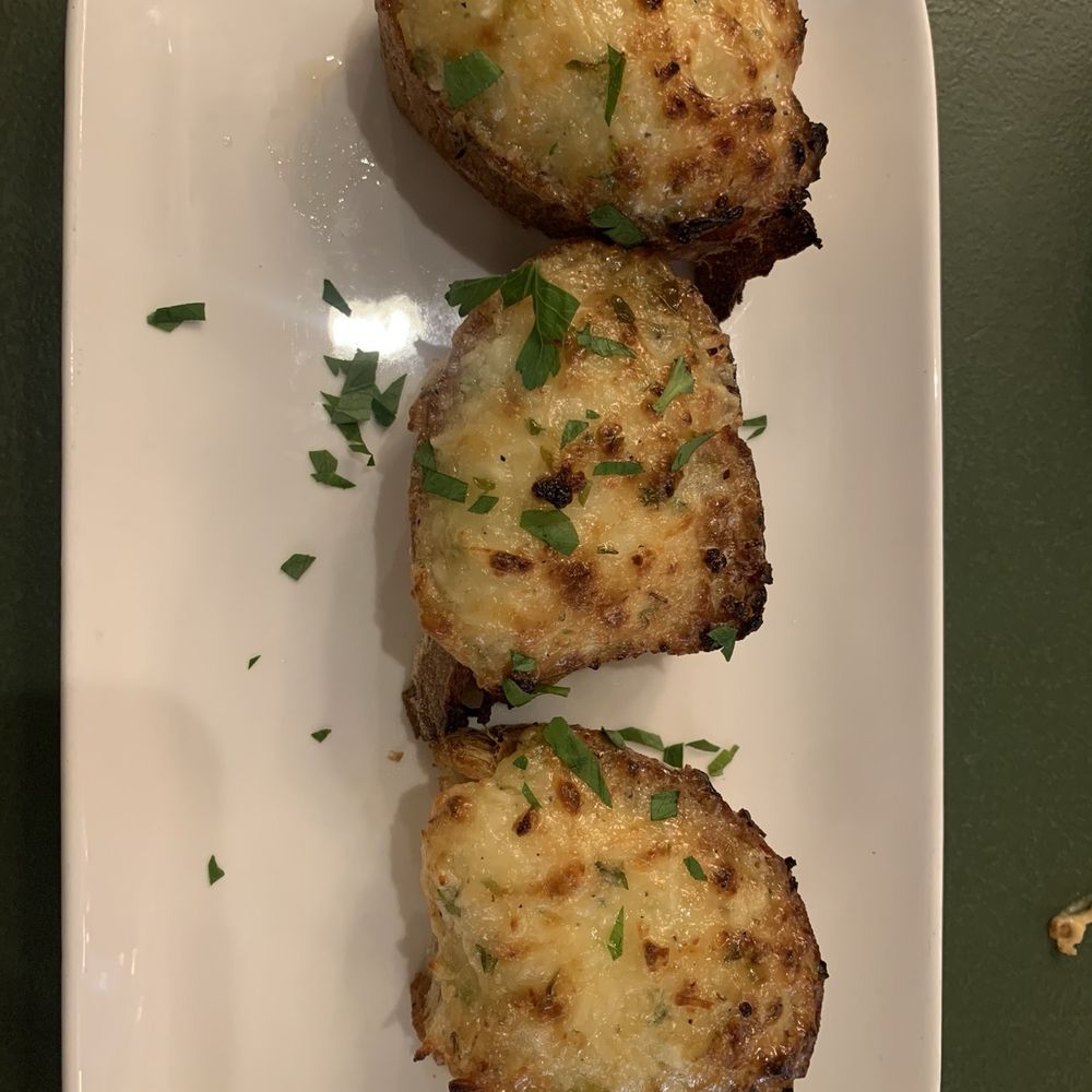 Lido - Creamy Garlic Parmesan Bread - Italian Near Me - New York, New York Lido - Creamy Garlic Parmesan Bread - Italian Near Me - New York, New York