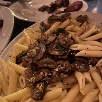 Edo's Squid - Karl - Italian Near Me - Richmond, Virginia