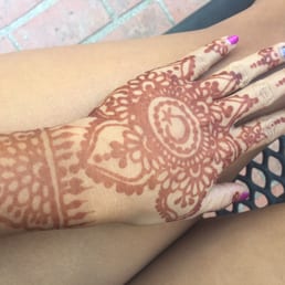 The day after getting the henna! The day after getting the henna!