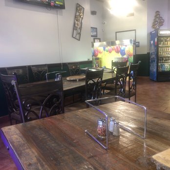Custom Pie and Bar - Nice place to sit - Pizza Near Me - Moorpark, California Custom Pie and Bar - Nice place to sit - Pizza Near Me - Moorpark, California