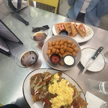 Pour Company - Chilaquiles, waffles, tots, and espresso martini - New American Near Me - Fullerton, California