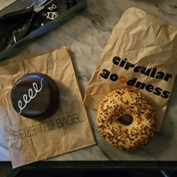 Seize the Bagel - Hazel Dell - 10/1/2024 - Bing Bong cake and a garlic bagel.