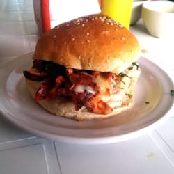 La Fogata - Una deliciosa cemita con queso manchego, realmente debes probarla para juzgarla.
