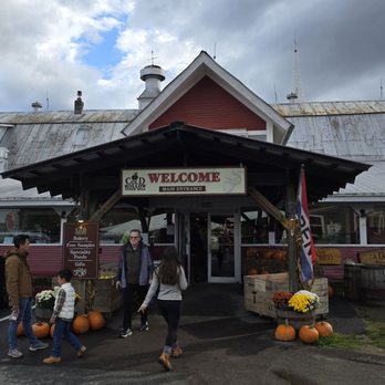 Cold Hollow Cider Mill - Donuts Near Me - Waterbury Center, Vermont Cold Hollow Cider Mill - Donuts Near Me - Waterbury Center, Vermont