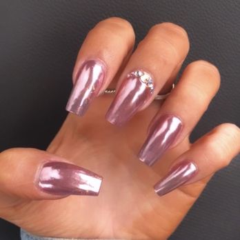 We Nails - Waxing Near Me - Northridge, California