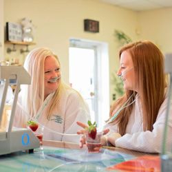 Seaside Cryotherapy and Oxygen Bar - We love to host parties too!