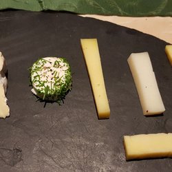 Wildrestaurant Jagdhaus Rech - Käsevarationen