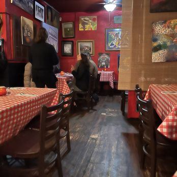 Adolfo's - Seating - Seafood Near Me - New Orleans, Louisiana Adolfo's - Seating - Seafood Near Me - New Orleans, Louisiana