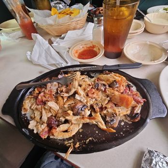 El Patron - Pollo Loco Tapatio (includes an unpictured plate with avocado, sour cream, rice, beans, and pico de gallo) - Mexican Near Me - Bartlett, Tennessee