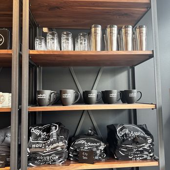 Bitty & Beau's Coffee - Coffee & Tea Near Me - Houston, Texas
