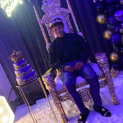 Pandora Box Entertainment - My King!!