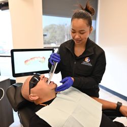 7 to 7 Dental & Orthodontics