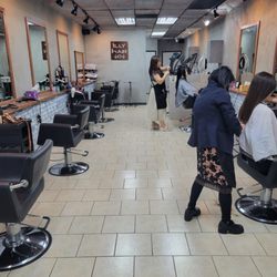 Illy Hair 404 - December 2023