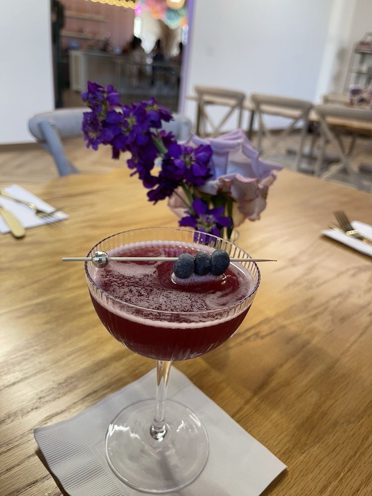 Babe Cave - wedding in Charlotte, NC