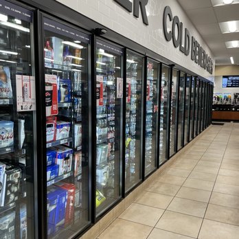 Road Ranger Fuel Station - the coolers in the store - Convenience Stores Near Me - Marion, Illinois