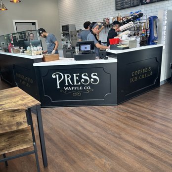Press Waffle - Ordering counter - Waffles Near Me - Oviedo, Florida