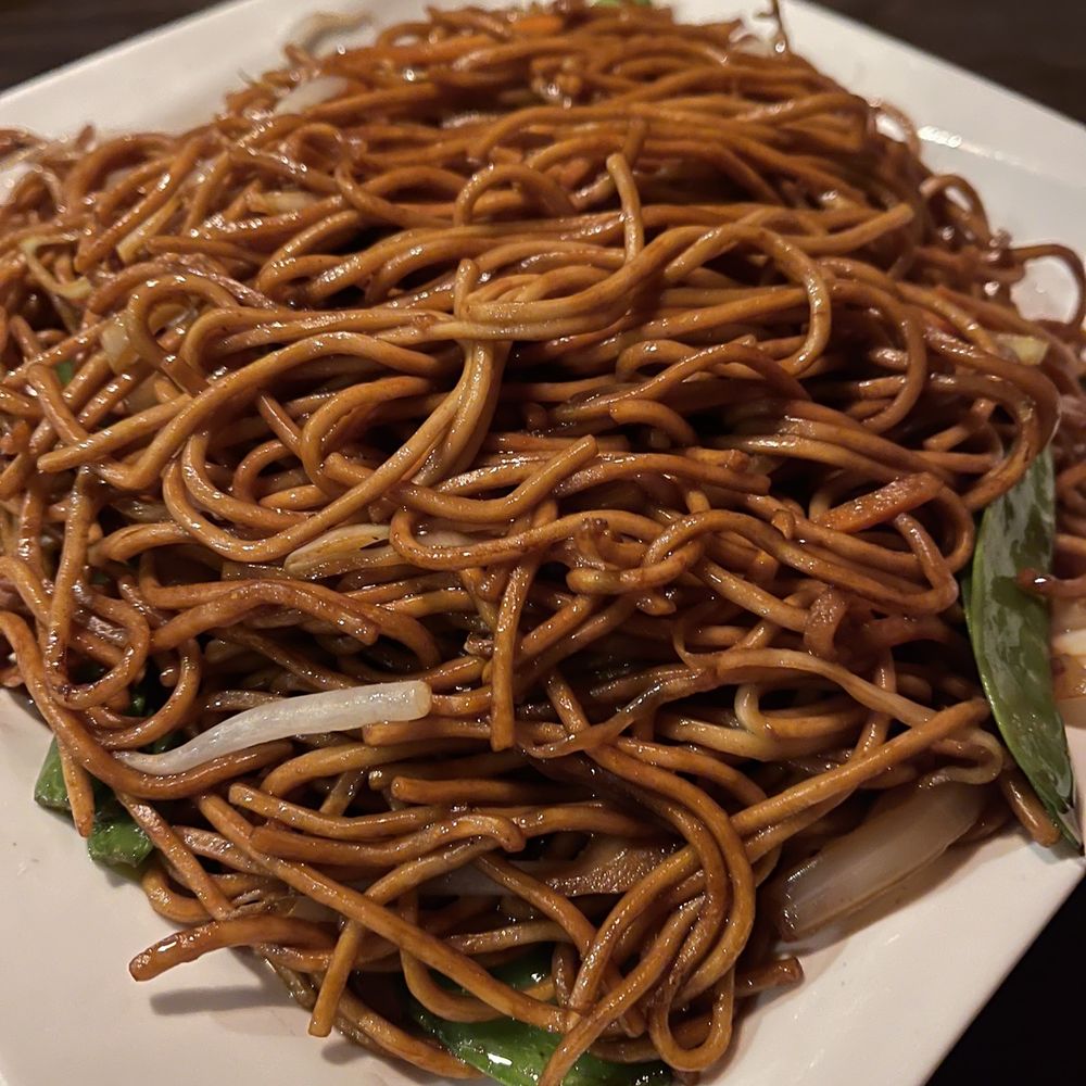Grand Szechuan - Vegetable Lo Mein sans mushrooms (but it didn't really have veggies added to it). Loved the flavor. - Szechuan Near Me - Bloomington, Minnesota Grand Szechuan - Vegetable Lo Mein sans mushrooms (but it didn't really have veggies added to it). Loved the flavor. - Szechuan Near Me - Bloomington, Minnesota