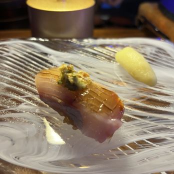 Hiro No Uchi - Sushi Bars Near Me - Honolulu, Hawaii