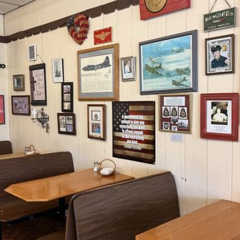 Jo-Ed's Bomber - Inside - Sandwiches Near Me - Pantego, Texas Jo-Ed's Bomber - Inside - Sandwiches Near Me - Pantego, Texas