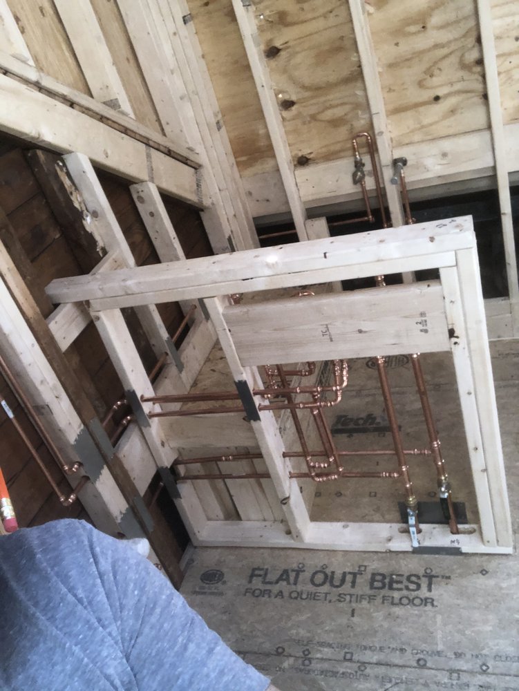 Slide of R&M Plumbing