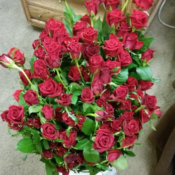 Eliseo Wholesale - Florists Near Me - Los Angeles, California Eliseo Wholesale - Florists Near Me - Los Angeles, California