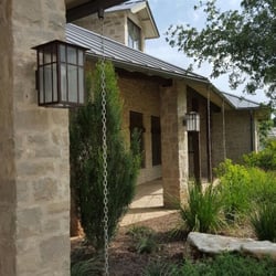 D&W Lighting - D&W custom outdoor lanterns.