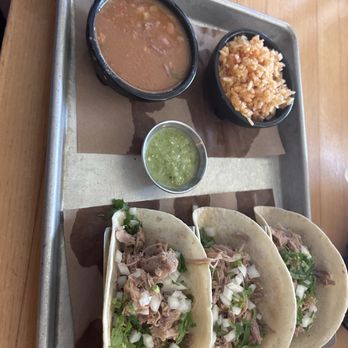 Cinco Mexican Cantina - Tacos Carnitas Taco - Mexican Near Me - Atlanta, Georgia Cinco Mexican Cantina - Tacos Carnitas Taco - Mexican Near Me - Atlanta, Georgia