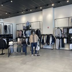 Lululemon
