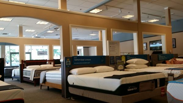 Banner Mattress Closed 13 Photos 58 Reviews Mattresses