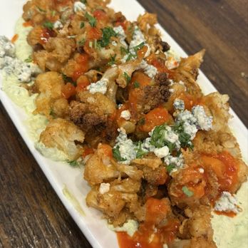 Finneys Crafthouse - Porter Ranch - Buffalo Cauliflower - New American Near Me - Porter Ranch, California