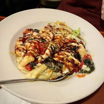 Marshland Restaurant & Bakery - To be completely honest I have no idea what this is- my mom ordered it. Some kind of pasta with artichoke and veggies and crispy chicken. - American Near Me - Sandwich, Massachusetts