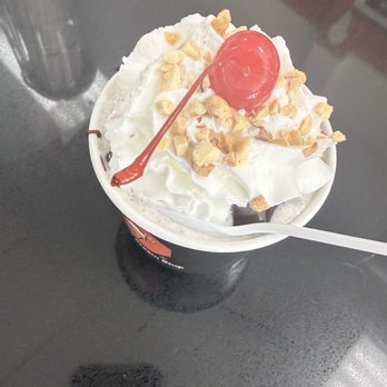 The Ice Cream Stop - Ice cream sundae - Ice Cream & Frozen Yogurt Near Me - Pooler, Georgia