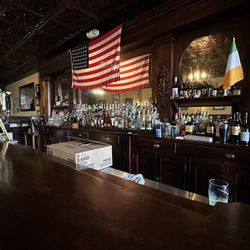 Griffins of Kinsale - Behind the Bar at Griffin Kinsale
