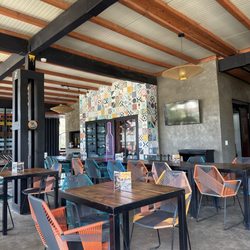 Huevo Republic - Cute decor