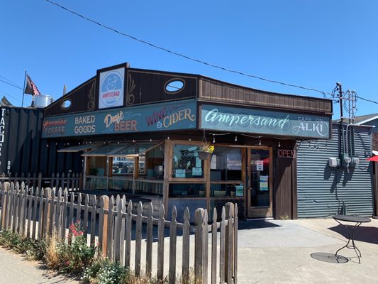 Ampersand Cafe on Alki by null