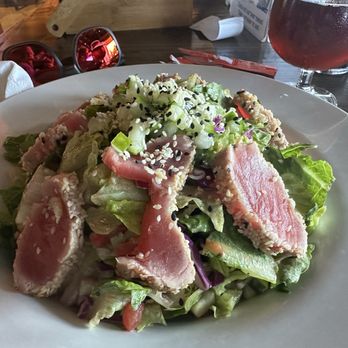 The Waterfront Brewery - Seared tuna salad - Seafood Near Me - Key West, Florida The Waterfront Brewery - Seared tuna salad - Seafood Near Me - Key West, Florida