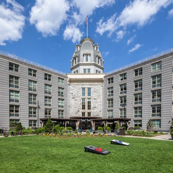 The Octagon - The Octagon and courtyard - Apartments Near Me - New York, New York The Octagon - The Octagon and courtyard - Apartments Near Me - New York, New York