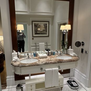 The Langham London - Hotels Near Me - London, XGL