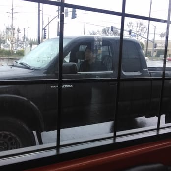 Jiffy Lube Oil Change - Oil Change Stations Near Me - Van Nuys, California