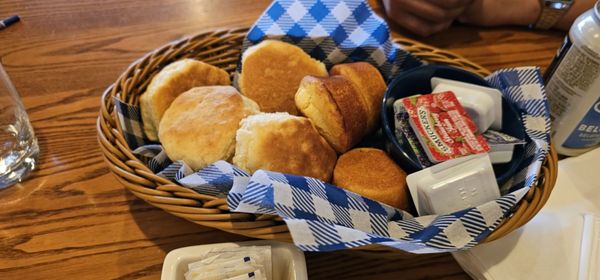 Cracker Barrel Old Country Store by null
