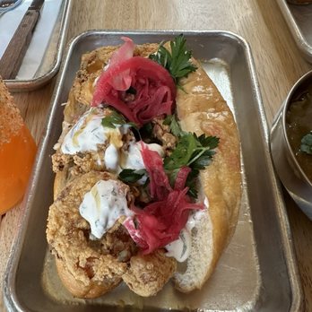 Vic & Al's - Shrimp Po Boy - Cajun/Creole Near Me - Austin, Texas