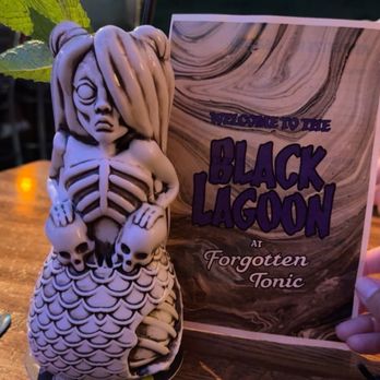 Forgotten Tonic - Nocturna Colada - Wine Bars Near Me - Saint Augustine, Florida