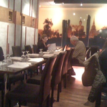 Little Thai Kitchen - Dining area - Thai Near Me - Greenwich, Connecticut Little Thai Kitchen - Dining area - Thai Near Me - Greenwich, Connecticut
