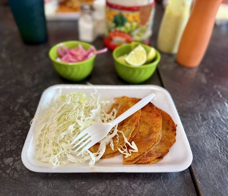 Tacos Al Vapor Estilo Monterrey by null