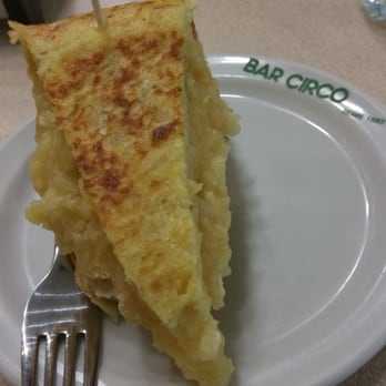 Bar Circo - Madre como está la tortilla... - Tapas Bars Near Me - Zaragoza, Z Bar Circo - Madre como está la tortilla... - Tapas Bars Near Me - Zaragoza, Z