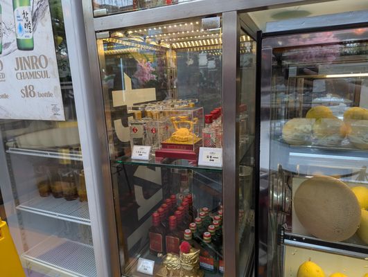 No Signboard Seafood At Geylang by null No Signboard Seafood At Geylang by null