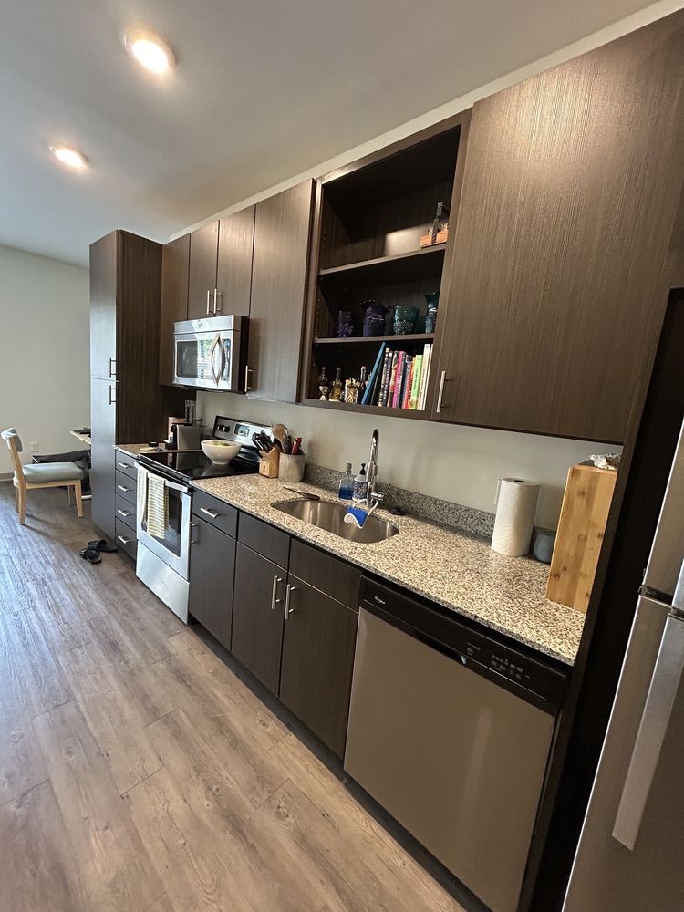 TAPESTRY AT BRENTWOOD TOWN CENTER Updated October 2024 400