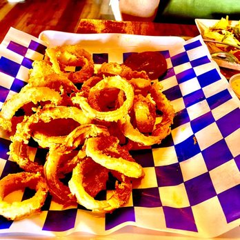 Pier 77 - "Onyon rings" as the Cajun chef used to say.  Old school and a million times better than beer battered crap. - Seafood Near Me - Fulton, Texas