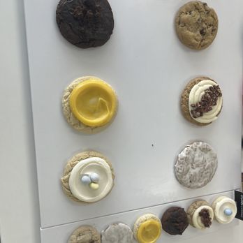 Crumbl - Wilmington - Cookie selection - Bakeries Near Me - Wilmington, North Carolina