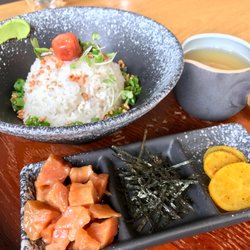 Tsujiri - Salmon dashi chazuke